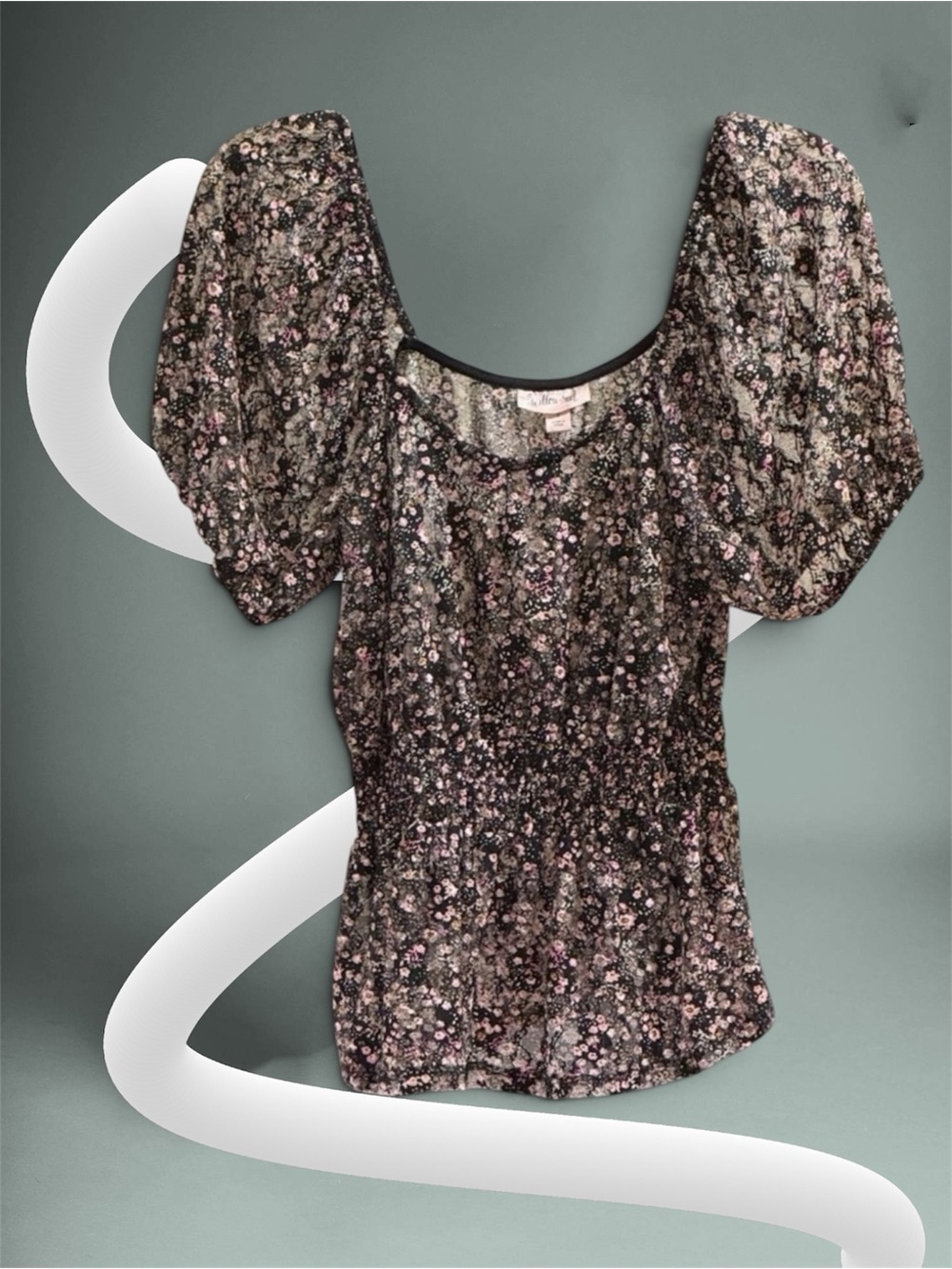 Willow-root Ruched Mesh Cutest of Cute Peplum off Shoulder Top. Size Small